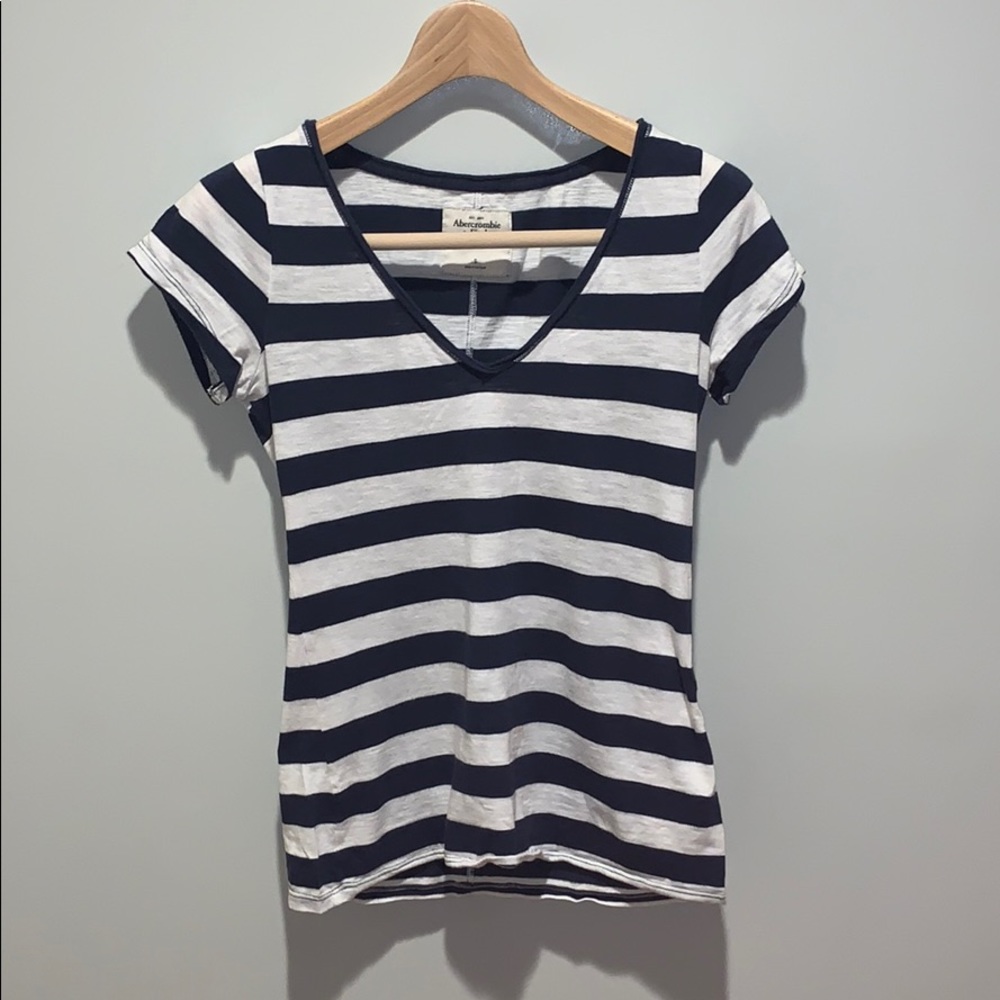 Striped Navy Abercrombie & Fitch Tee Shirt